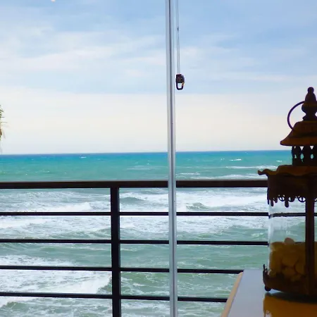 Santa Clara Cornisa شقة