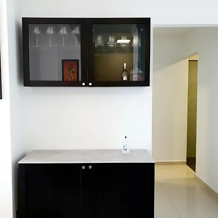 Santa Clara Cornisa توريمولينوس