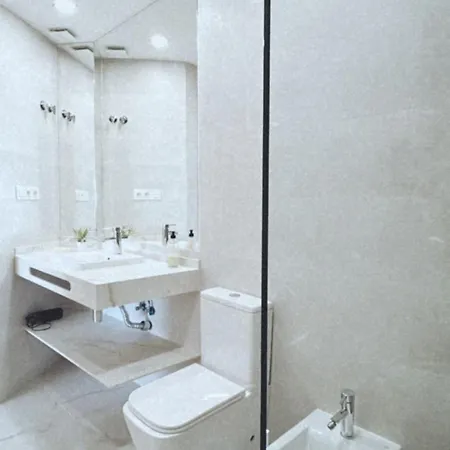 Santa Clara Cornisa Τορρεμολίνος