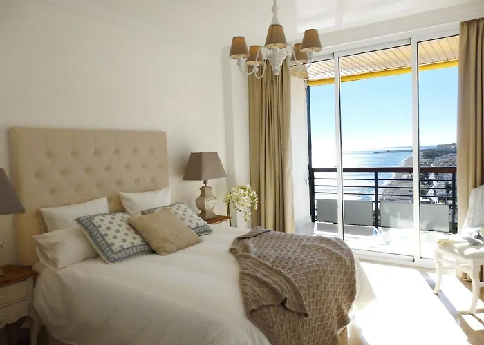 Santa Clara Cornisa *